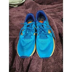 New Balance shoes size 9.5